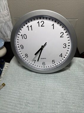 Silver Frame White Dial Wall Clock -with Hidden Safe NWT